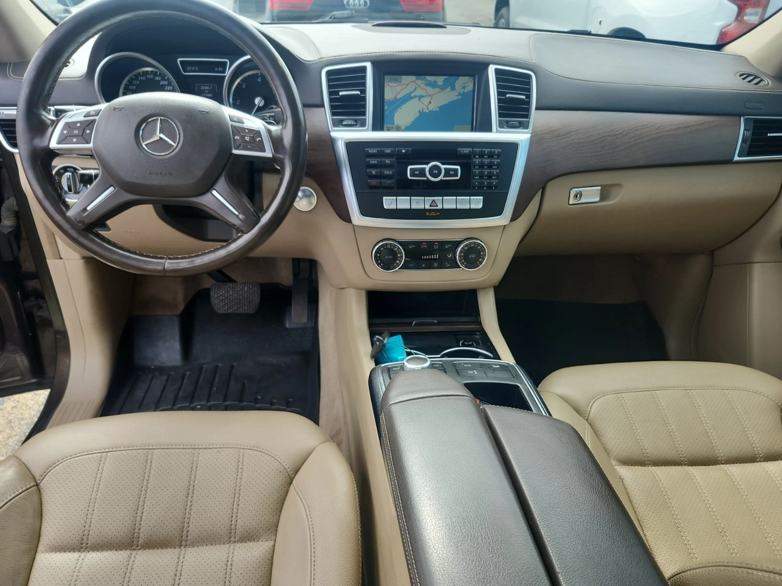 Mercedes-Benz GL 350 D * AMG * 7 МЕСТЕН * CARFAX * , снимка 10 - Автомобили и джипове - 56080011