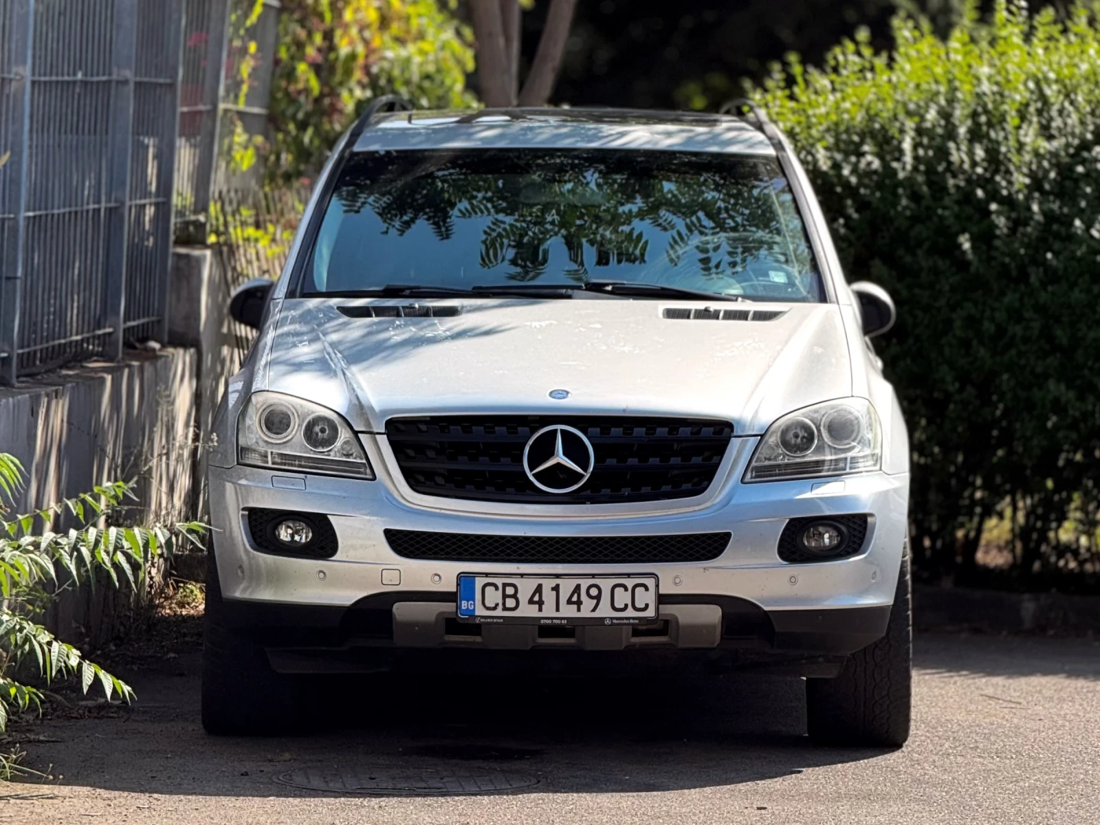 Mercedes-Benz ML 350 Газ* Carplay* Амбиентно, снимка 5 - Автомобили и джипове - 56081457