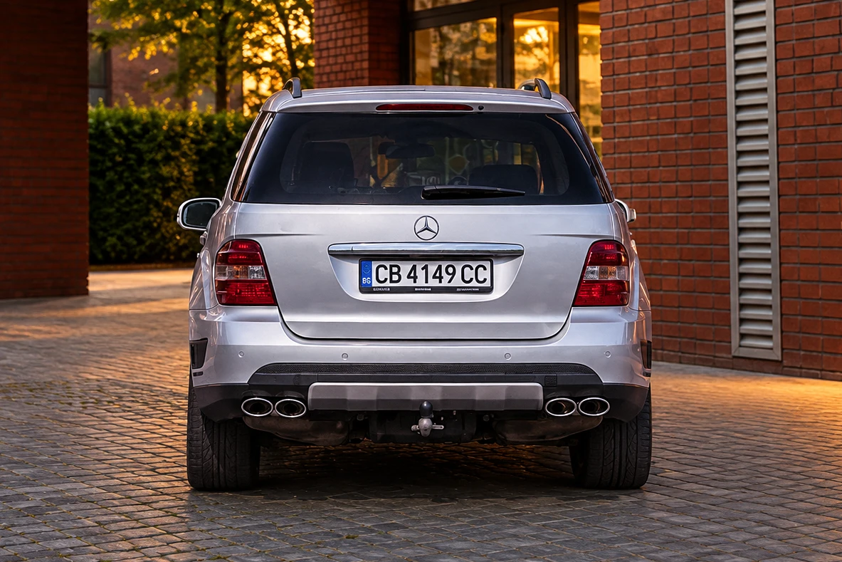 Mercedes-Benz ML 350 Газ* Carplay* Harman Kardon, снимка 4 - Автомобили и джипове - 56081457