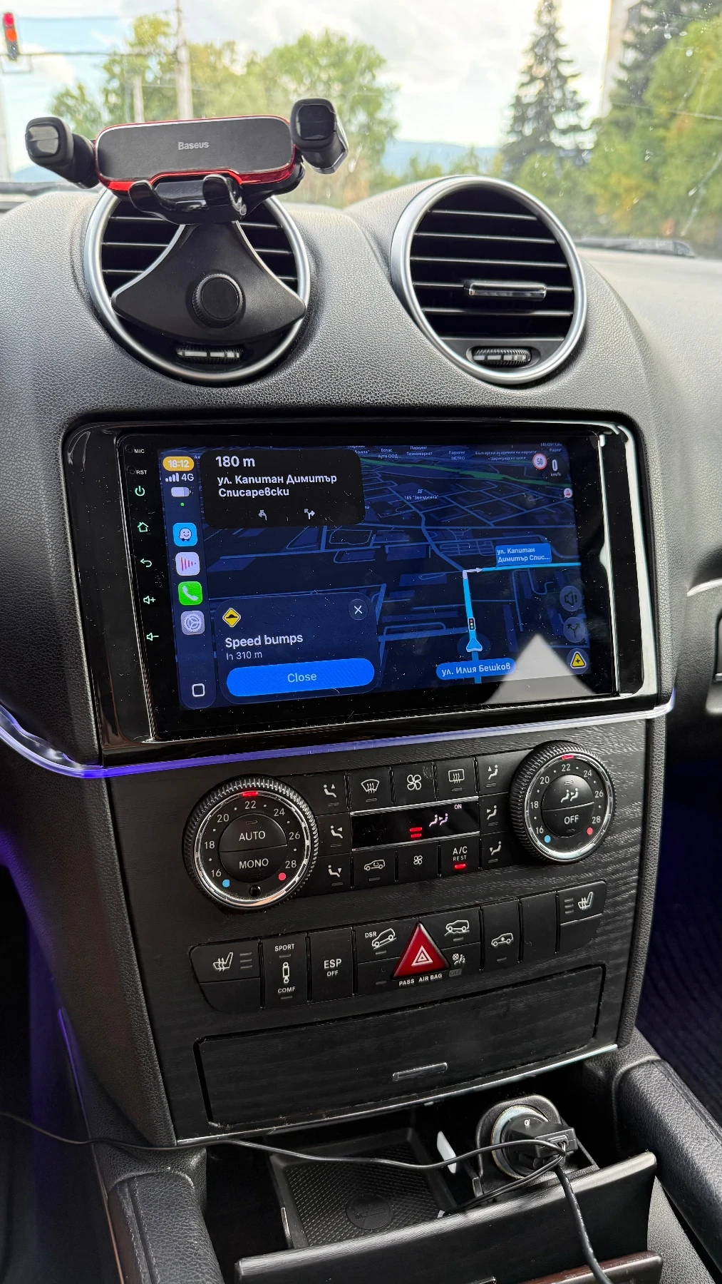 Mercedes-Benz ML 350 Газ* Carplay* Амбиентно, снимка 12 - Автомобили и джипове - 56081457