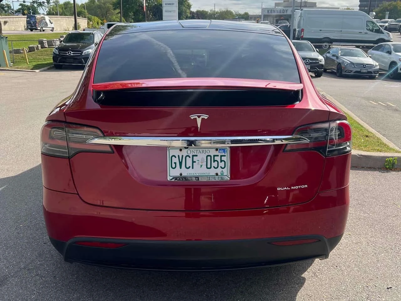 Tesla Model X AWD * CARFAX * АВТОКРЕДИТ БЕЗ ПЪРВОНАЧАЛНА ВНОСКА*, снимка 4 - Автомобили и джипове - 56172555