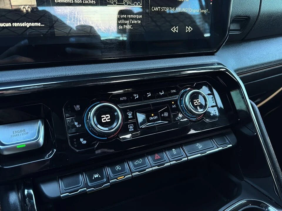 Gmc Sierra Bose * Обдухване * АвтоКредит * (ЦЕНА ДО БГ), снимка 16 - Автомобили и джипове - 56216065