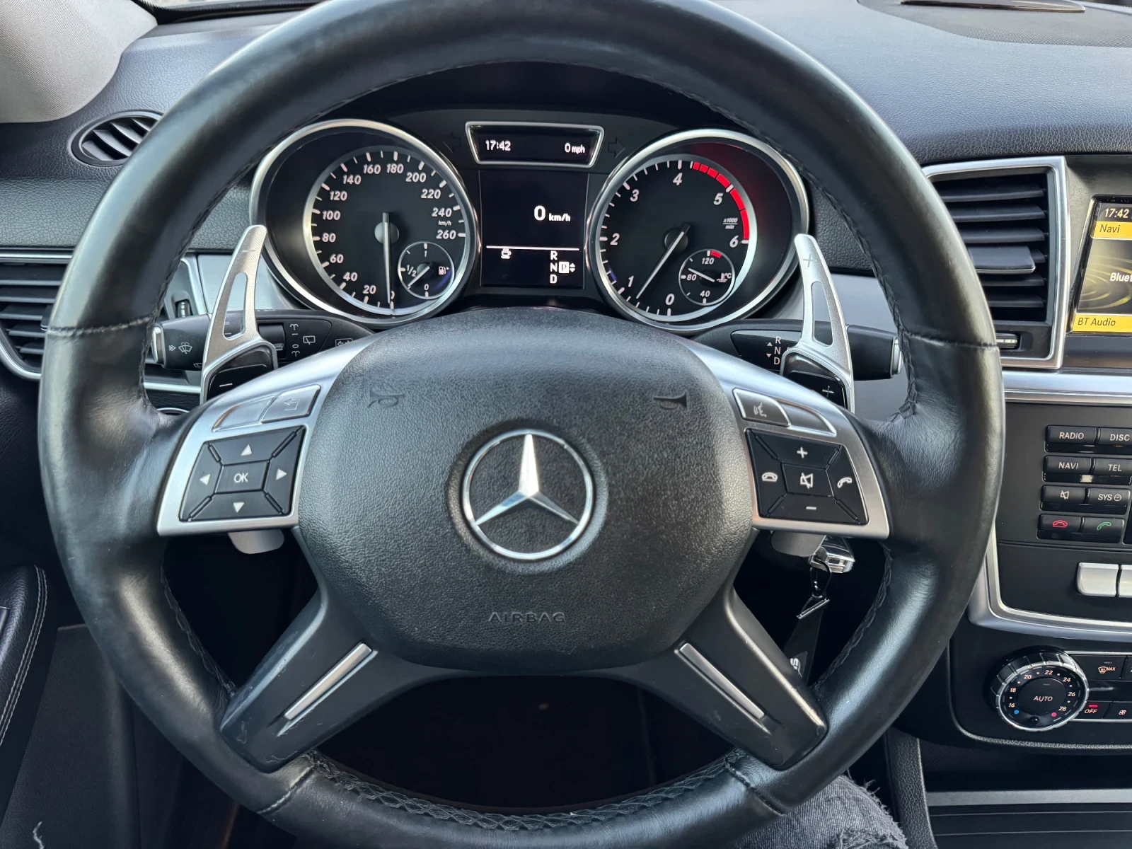 Mercedes-Benz ML 350, снимка 13 - Автомобили и джипове - 56304971