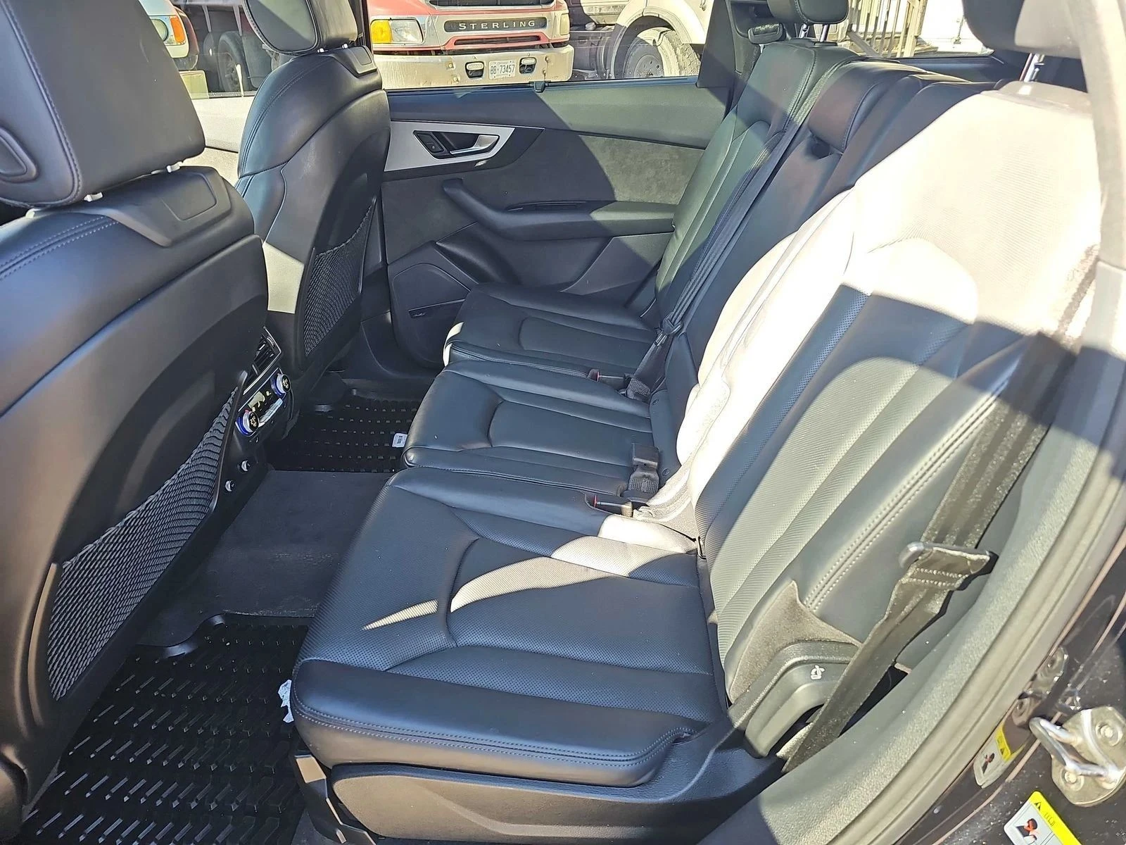Audi Q7, снимка 10 - Автомобили и джипове - 56728847