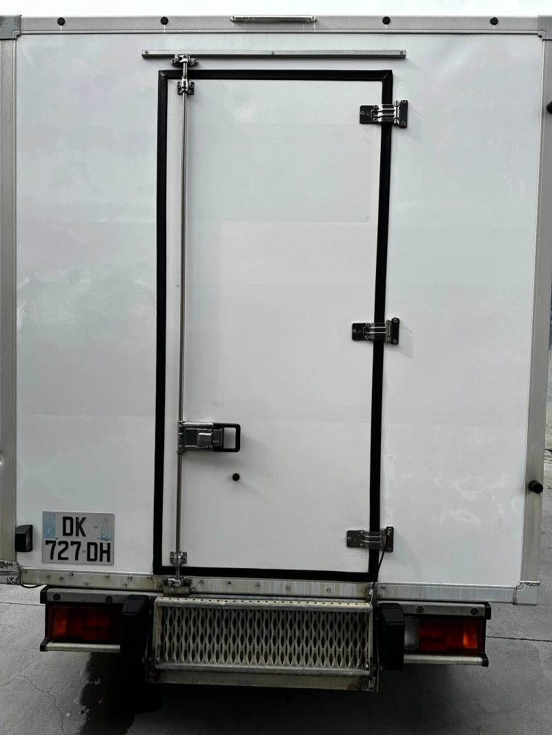 Renault Trafic, снимка 6 - Бусове и автобуси - 52507887