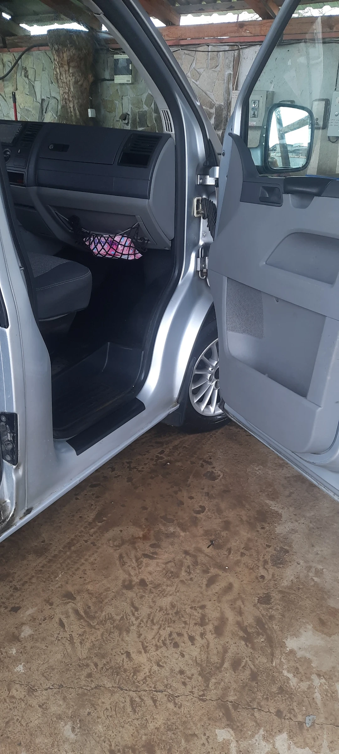 VW T5 Caravele - изображение 10