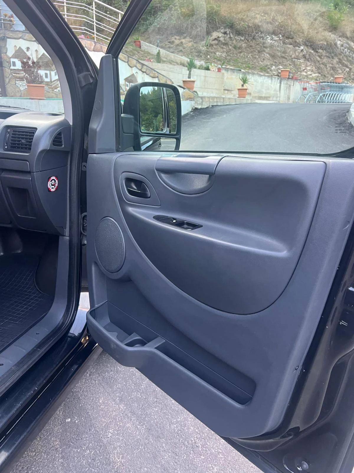 Citroen Jumpy 2.0 HDI, снимка 15 - Бусове и автобуси - 55648229