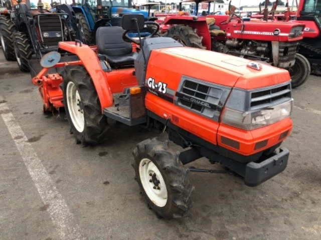 Трактор Kubota GL23, снимка 2 - Селскостопанска техника - 46640949