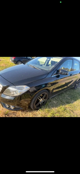 Mercedes-Benz B 220 d avtomatik, снимка 1