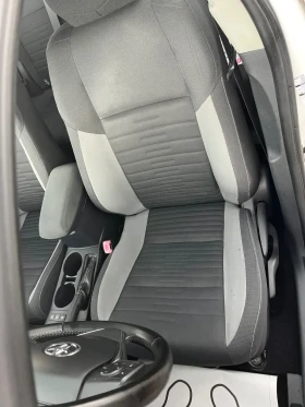 Toyota Auris 1.8 Hibrid , снимка 8