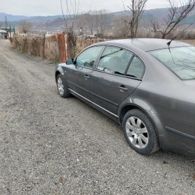 Skoda Superb, снимка 2