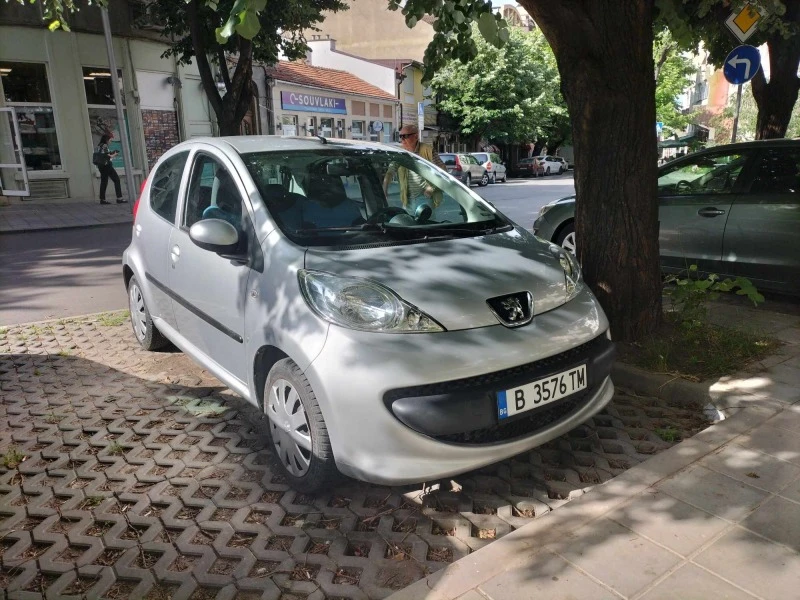 Peugeot 107, снимка 1 - Автомобили и джипове - 46035367