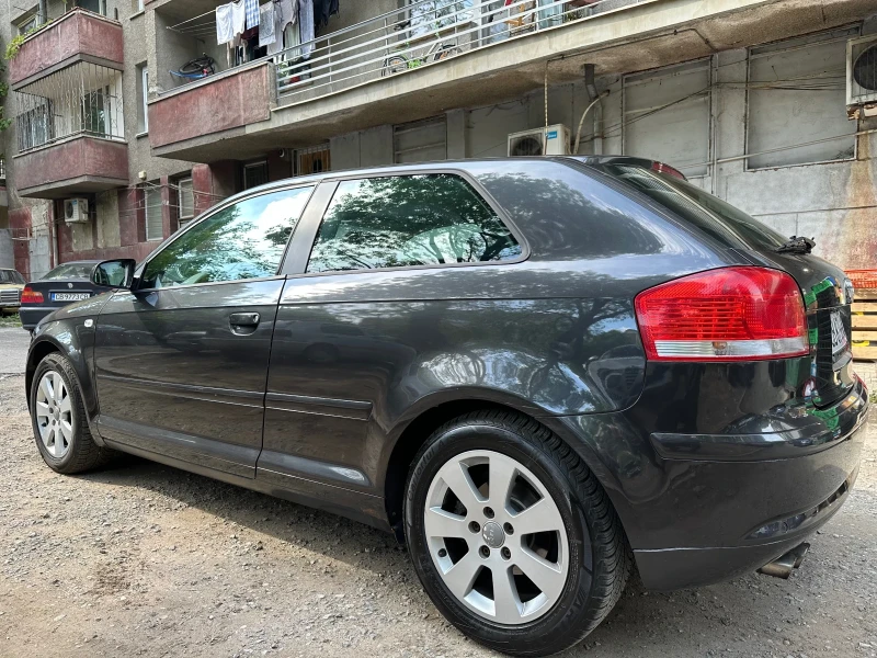 Audi A3 2.0 FSI, снимка 4 - Автомобили и джипове - 47369243