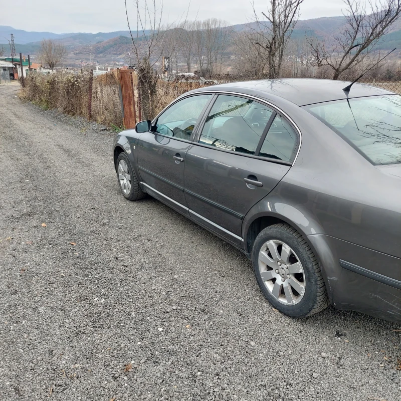 Skoda Superb, снимка 2 - Автомобили и джипове - 49051783