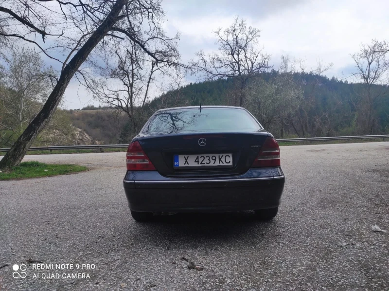 Mercedes-Benz C 220, снимка 1 - Автомобили и джипове - 49261927