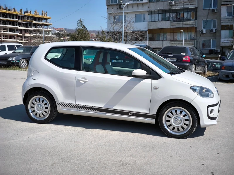 VW Up Highline, снимка 5 - Автомобили и джипове - 49597820