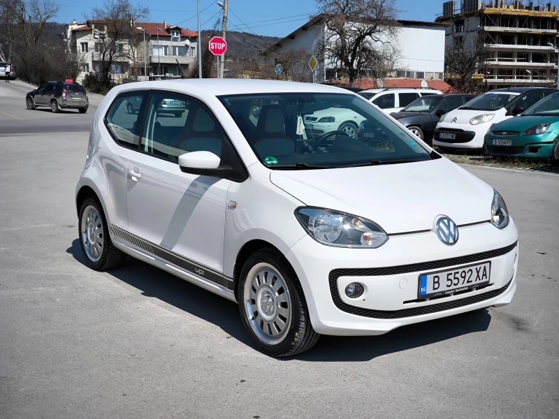 VW Up Highline, снимка 4 - Автомобили и джипове - 49597820