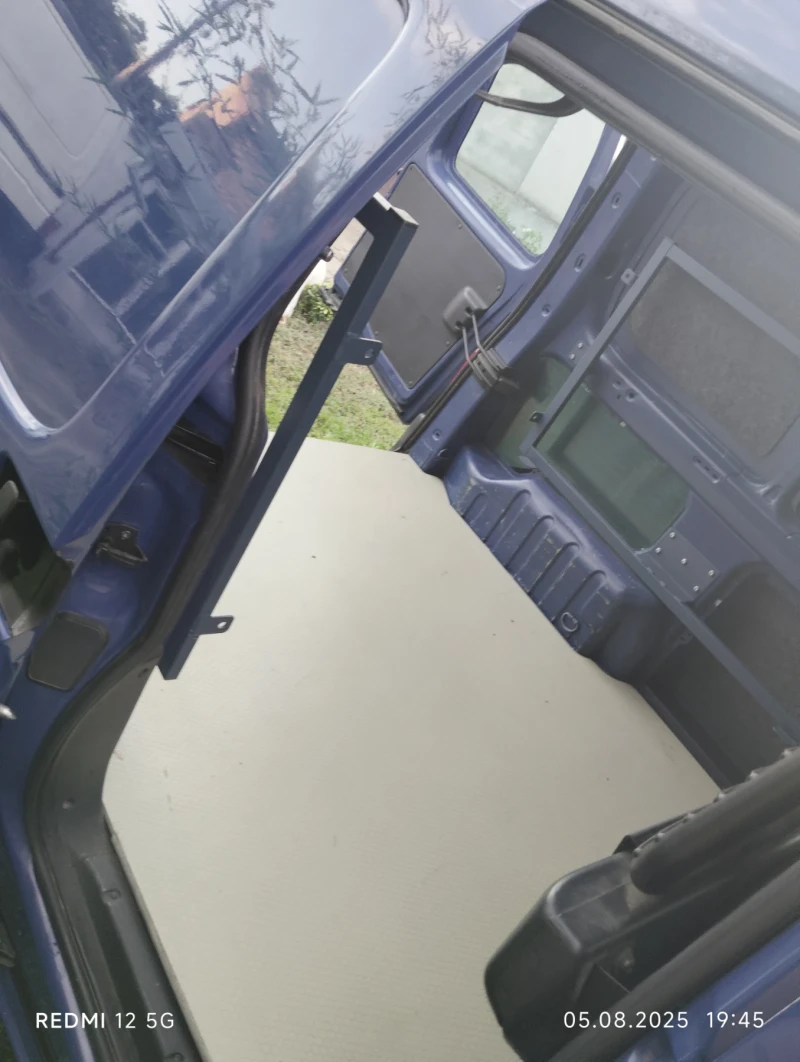 Citroen Berlingo 1.4, снимка 4 - Автомобили и джипове - 52727596