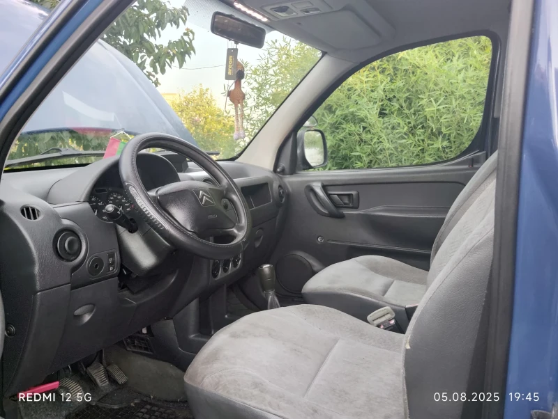 Citroen Berlingo 1.4, снимка 3 - Автомобили и джипове - 52727596