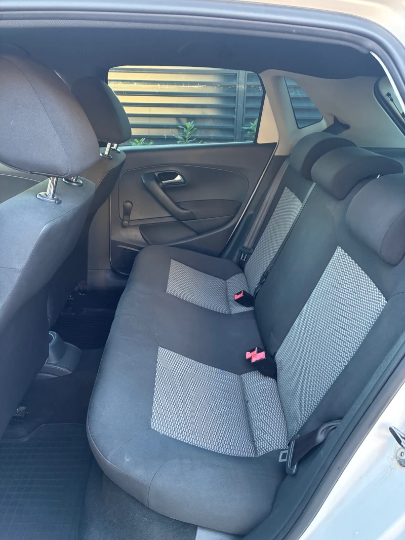 VW Polo 1.2 TDI , снимка 9 - Автомобили и джипове - 52014314