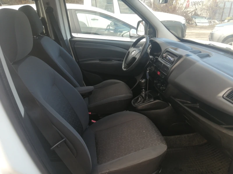 Fiat Doblo 1.6 Multijet, снимка 12 - Автомобили и джипове - 52091382