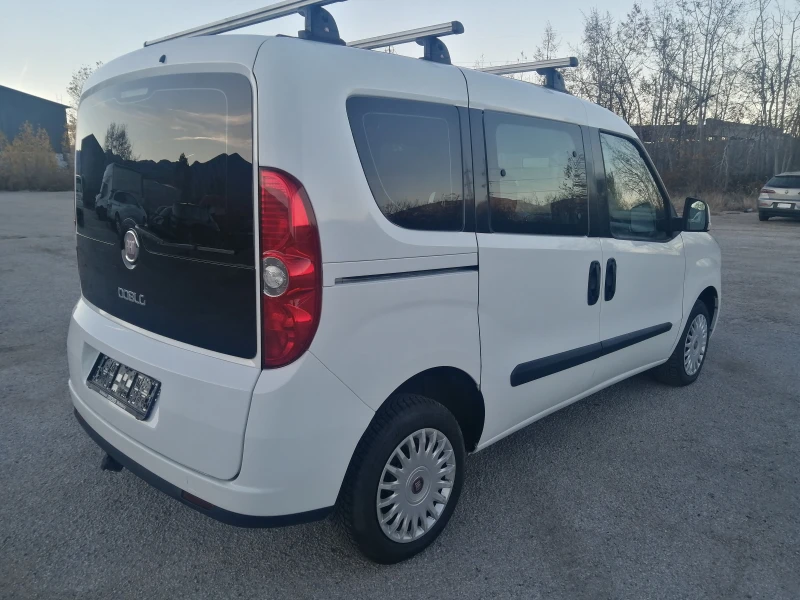 Fiat Doblo 1.6 Multijet, снимка 8 - Автомобили и джипове - 52091382