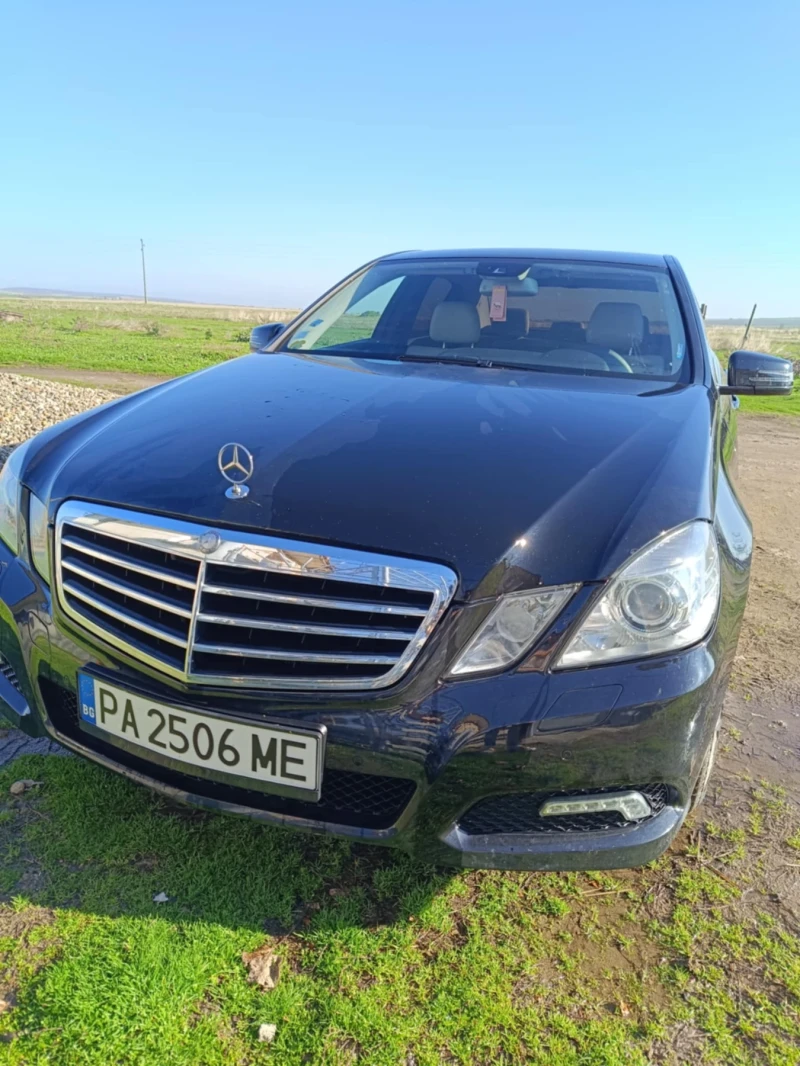 Mercedes-Benz E 220, снимка 17 - Автомобили и джипове - 52790936