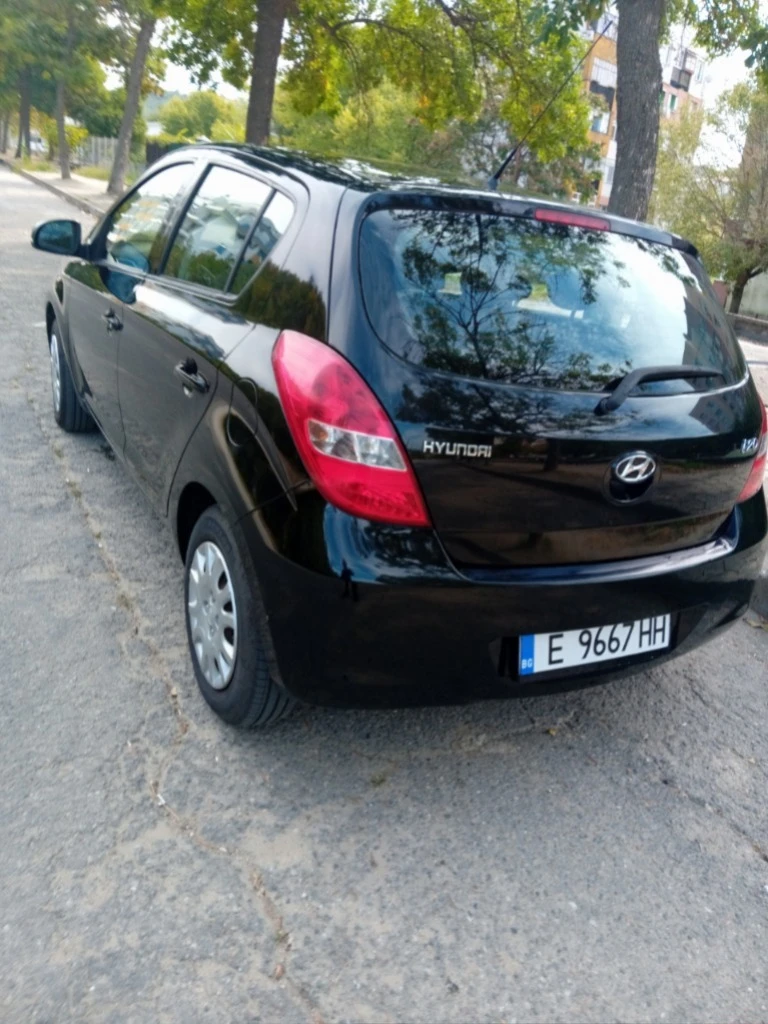 Hyundai I20 1.4 Automatic, снимка 4 - Автомобили и джипове - 48095861