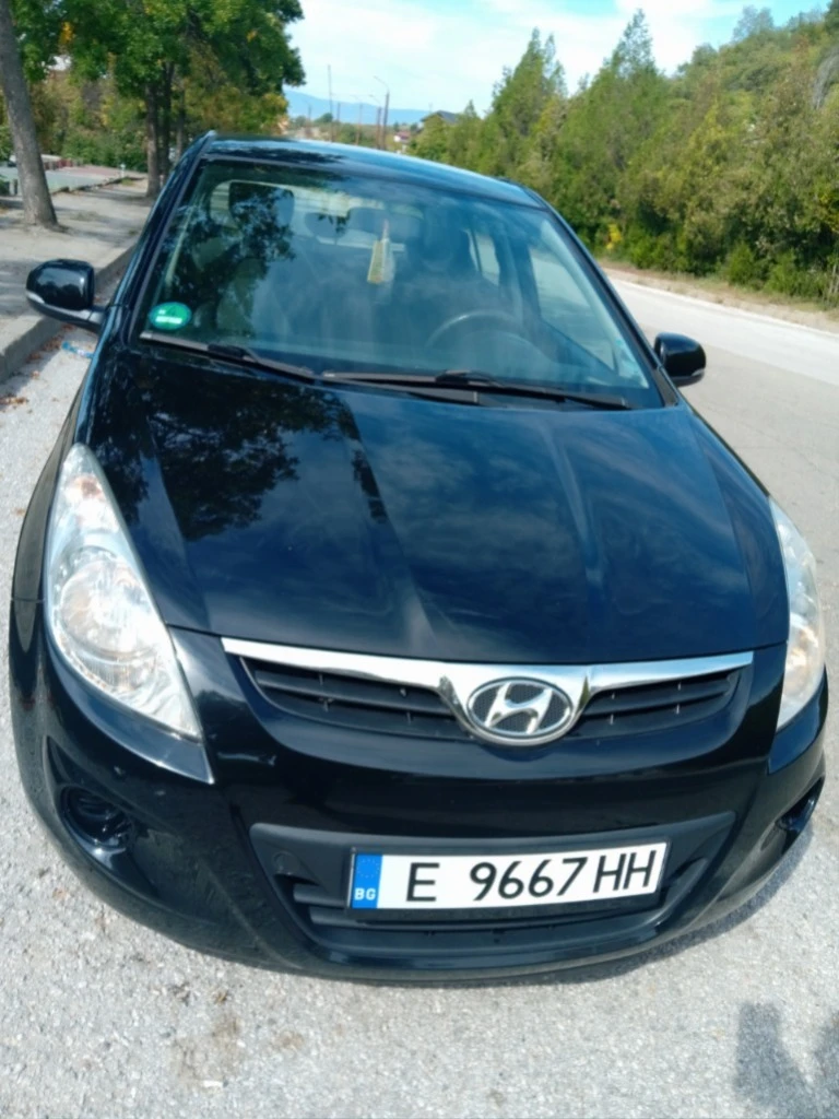 Hyundai I20 1.4 Automatic, снимка 3 - Автомобили и джипове - 48095861