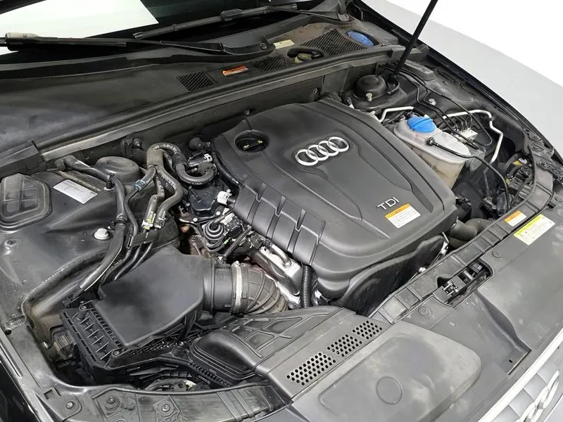 Audi A4 2.0 TDI Quattro - САМО 30% АВАНС, снимка 12 - Автомобили и джипове - 55790516