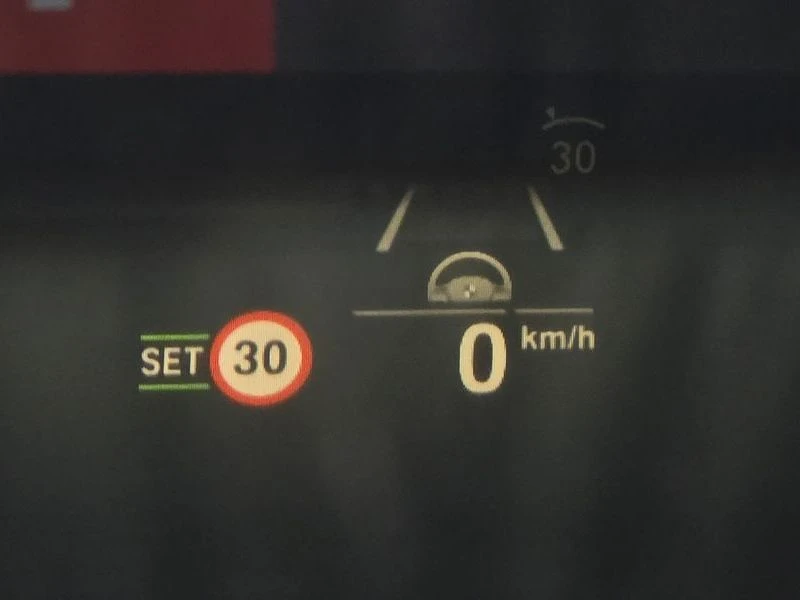 BMW 320 320i M Sport| 184к.с., снимка 17 - Автомобили и джипове - 56169730