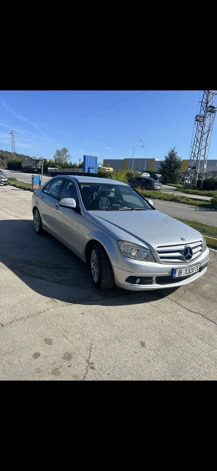 Mercedes-Benz 220