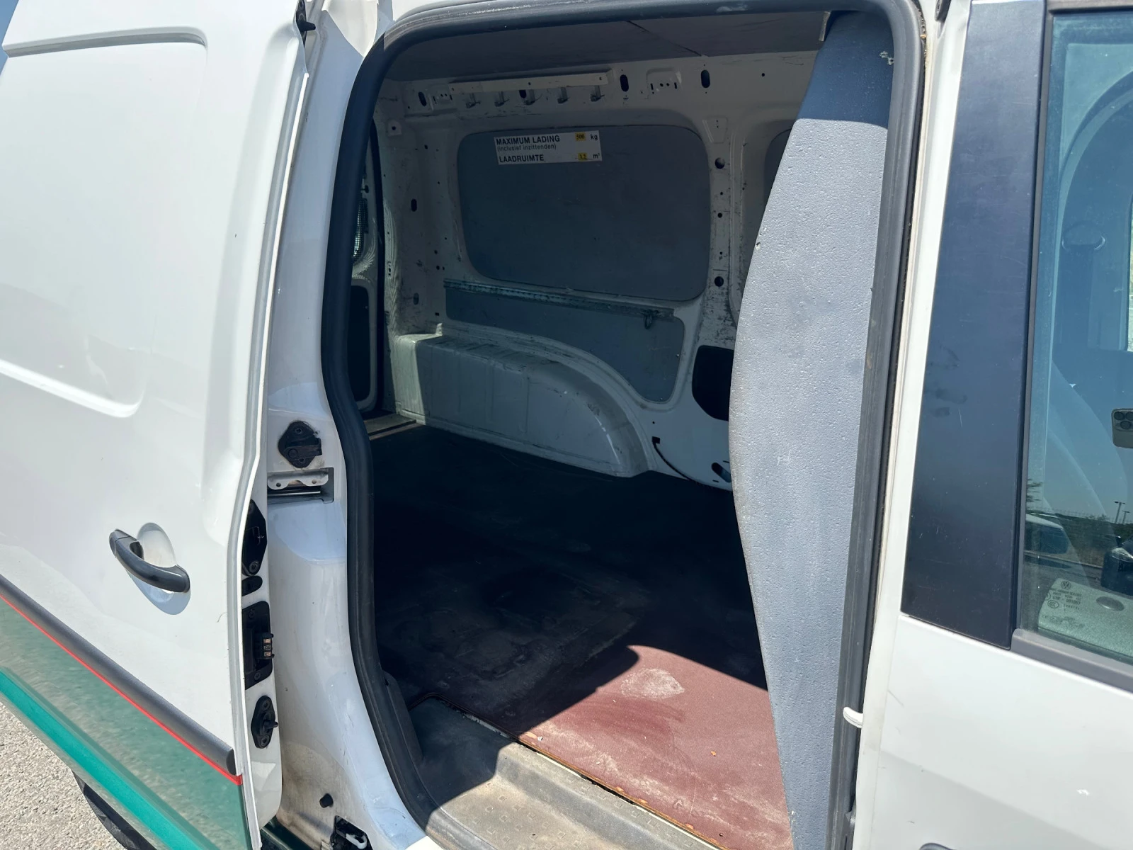 VW Caddy MAXI* 1.6TDI* НАВИГАЦИЯ* КЛИМА* ECO | Mobile.bg — изображение 15