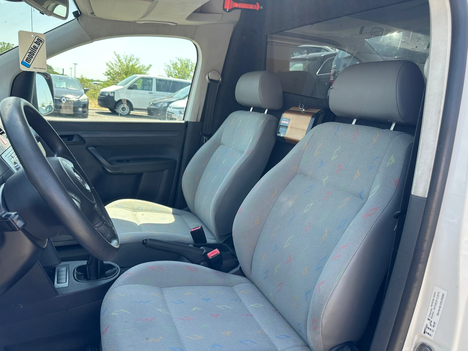 VW Caddy MAXI* 1.6TDI* НАВИГАЦИЯ* КЛИМА* ECO | Mobile.bg — изображение 11