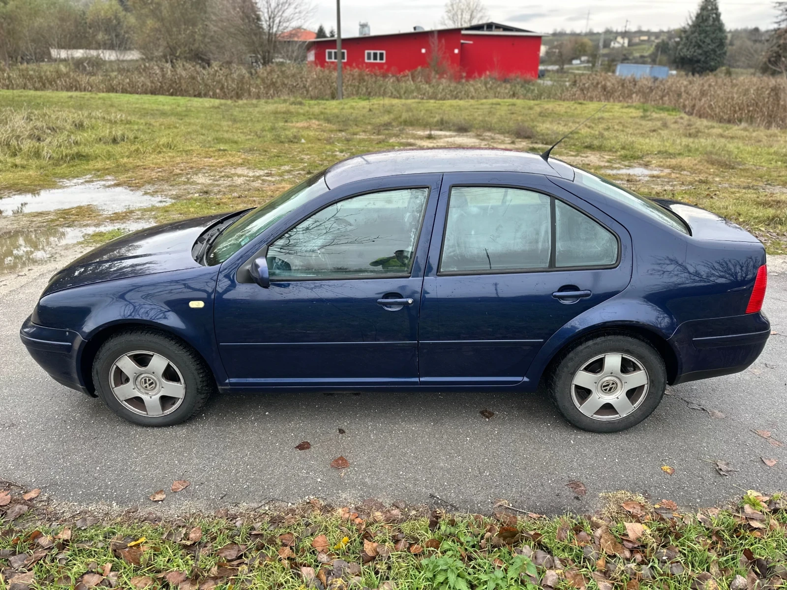 VW Bora 1.6i - изображение 2