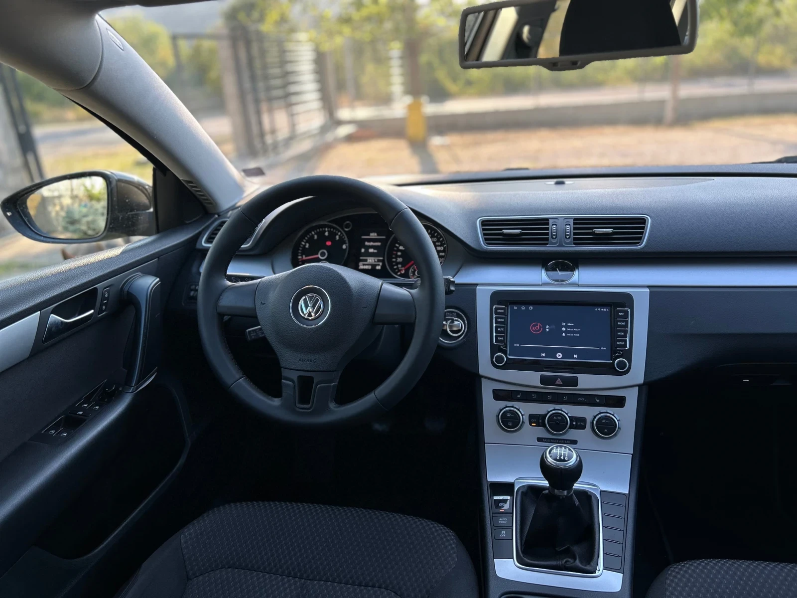 VW Passat 1.4 TSI МЕТАН NAVI PANO - изображение 7