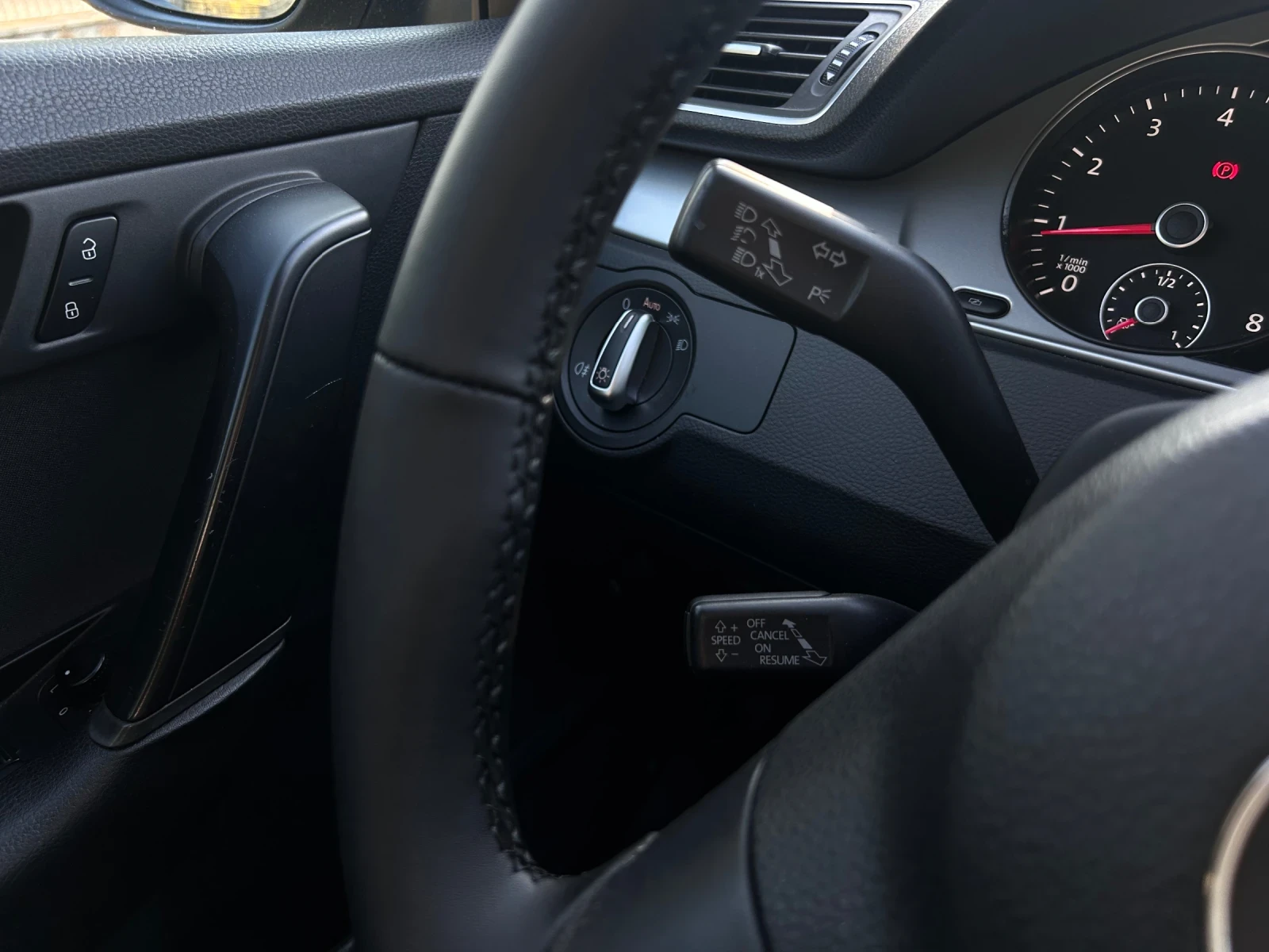 VW Passat 1.4 TSI МЕТАН NAVI PANO - изображение 10