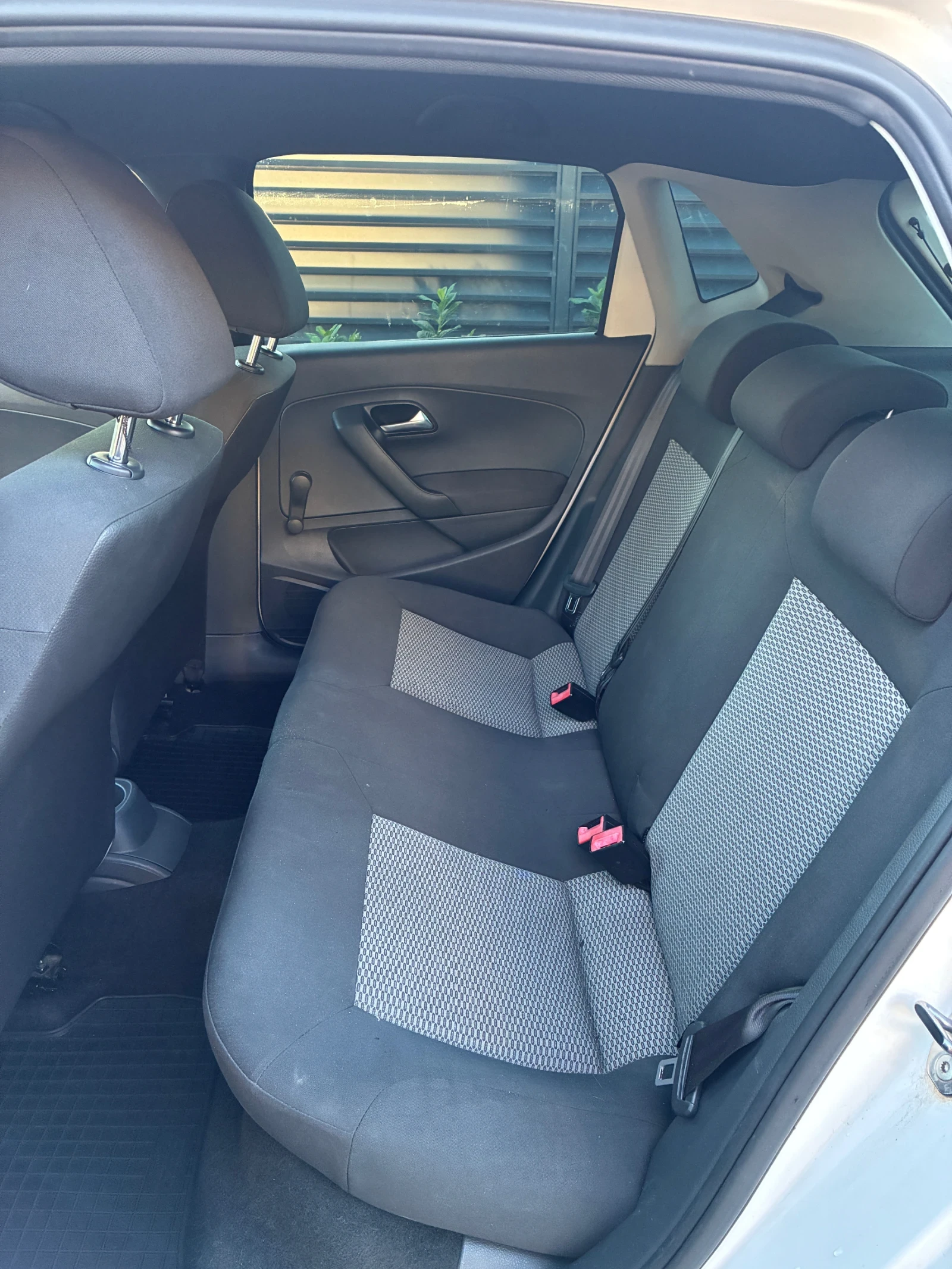 VW Polo 1.2 TDI  - изображение 9