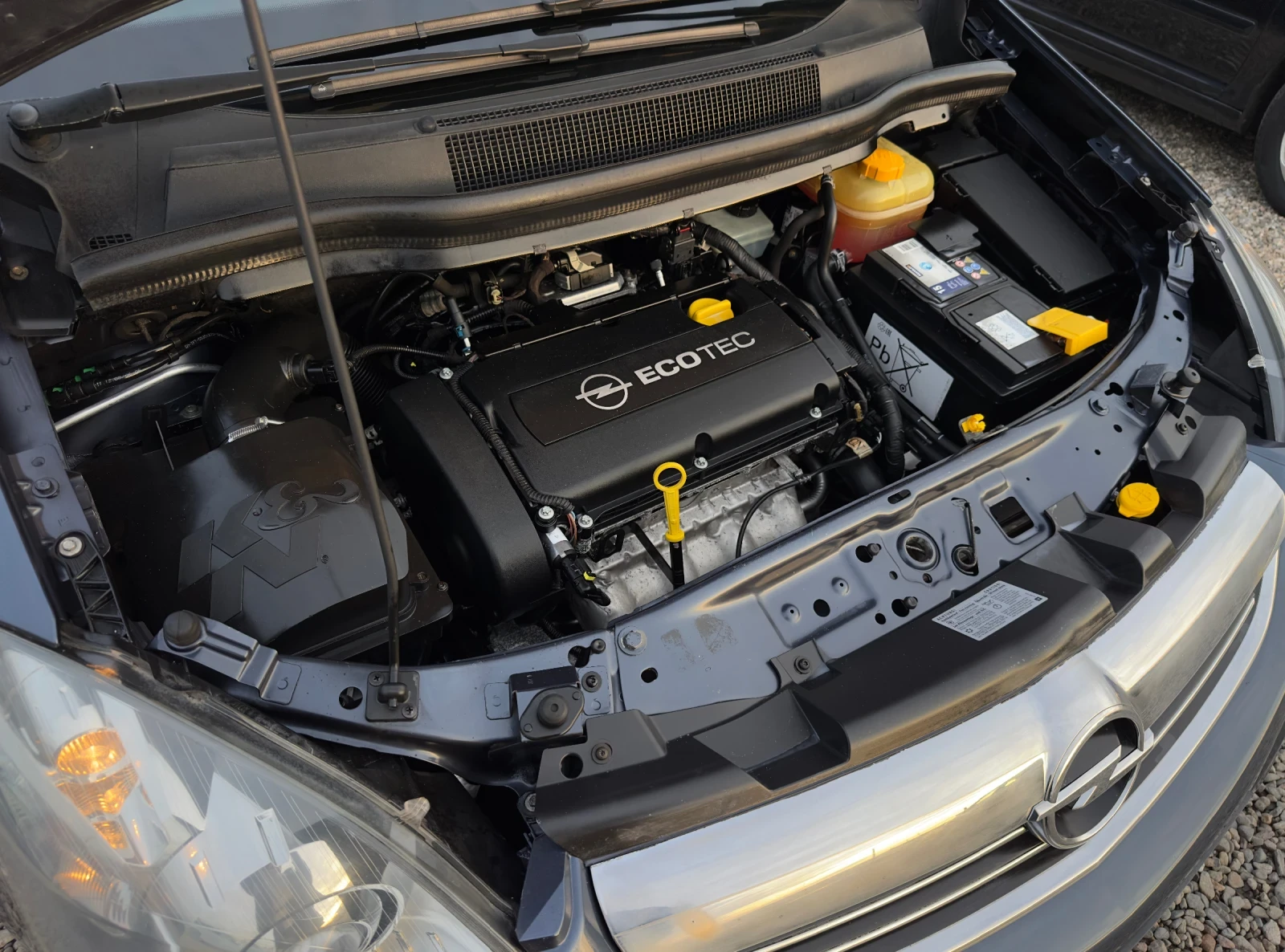 Opel Zafira 1.8i 140kc 6+ 1M COSMO | Mobile.bg � ����������� 17