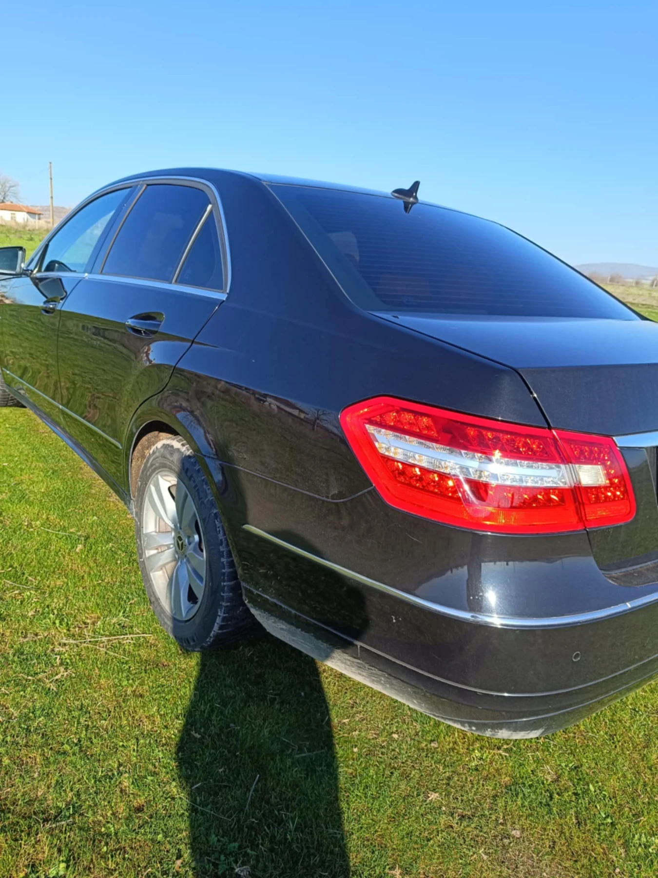 Mercedes-Benz E 220  - изображение 4