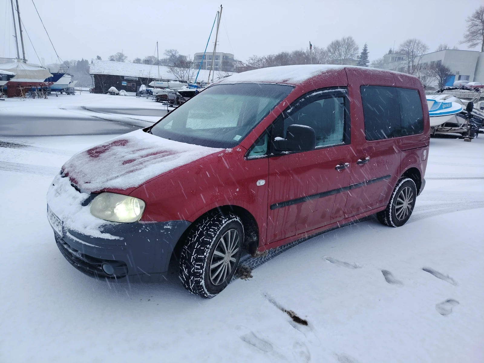 VW Caddy 1.9 TDI - изображение 2