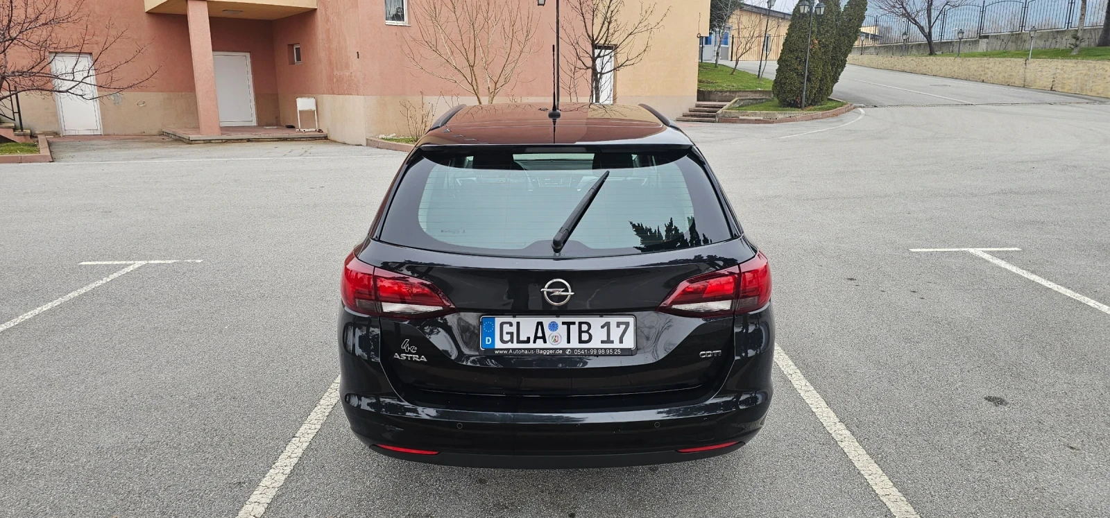 Opel Astra K Sports Tourer 1.6 136hp - изображение 5