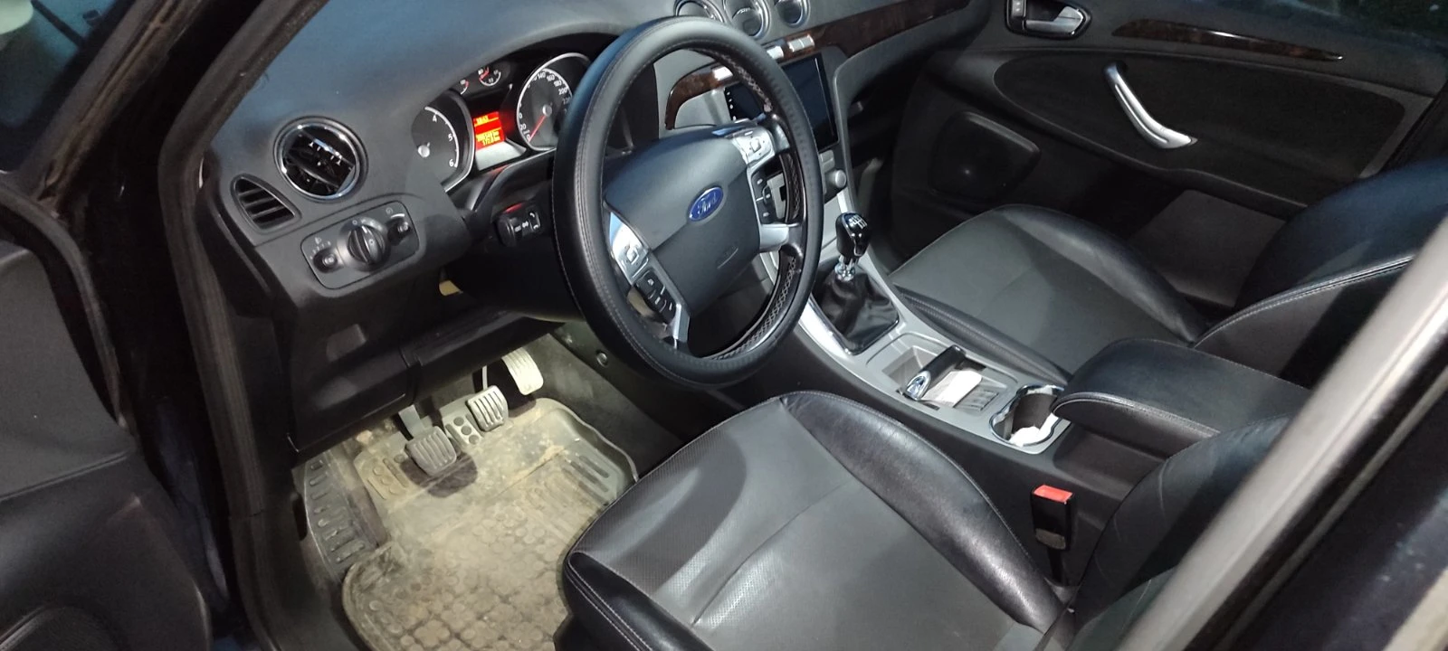 Ford Galaxy 2.0 TDCi GHIA, снимка 12 - Автомобили и джипове - 53808531