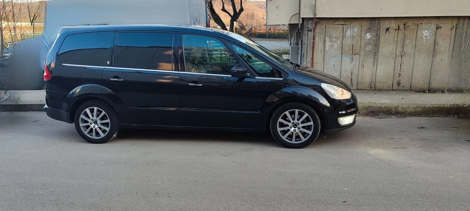 Ford Galaxy 2.0 TDCi GHIA, снимка 2 - Автомобили и джипове - 53808531