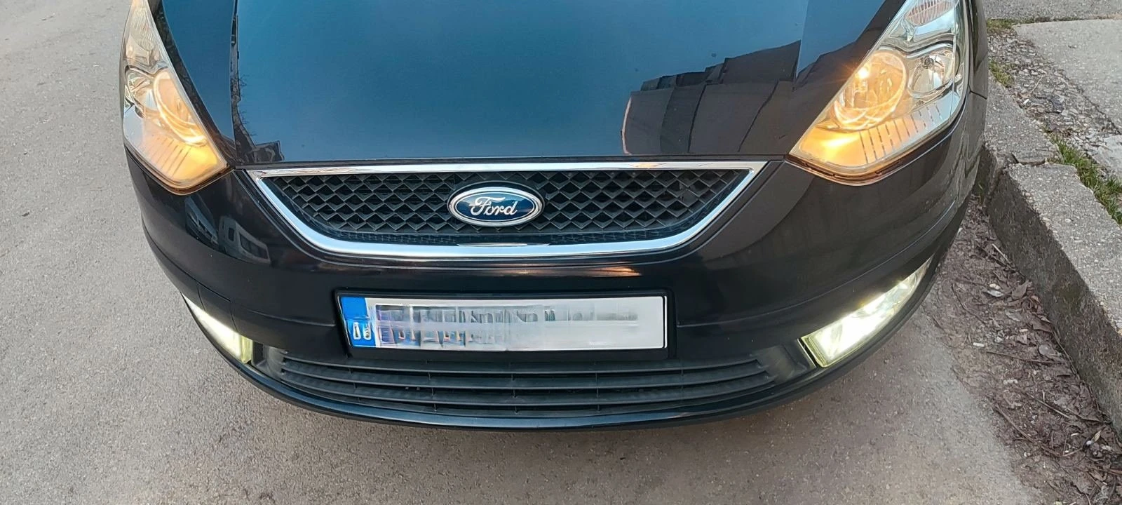 Ford Galaxy 2.0 TDCi GHIA, снимка 8 - Автомобили и джипове - 53808531