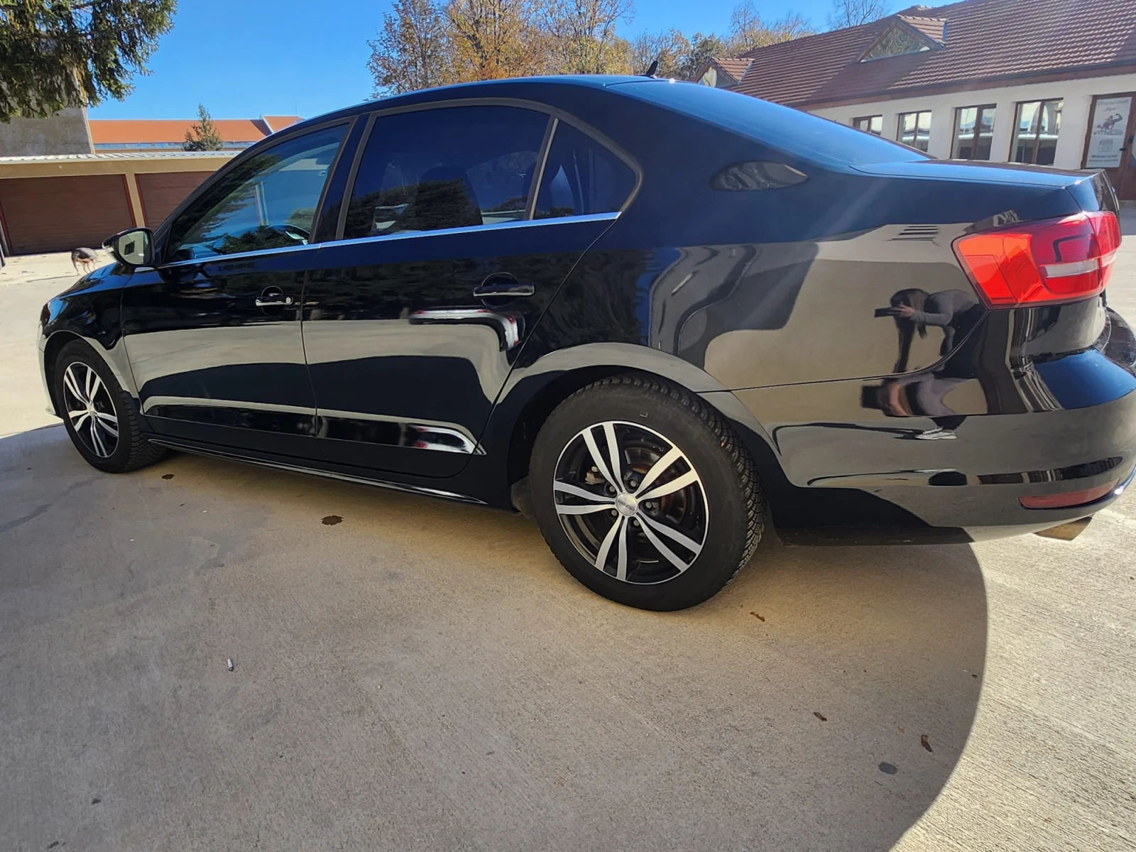 VW Jetta 2.0TDi 110PS, снимка 5 - Автомобили и джипове - 53959207