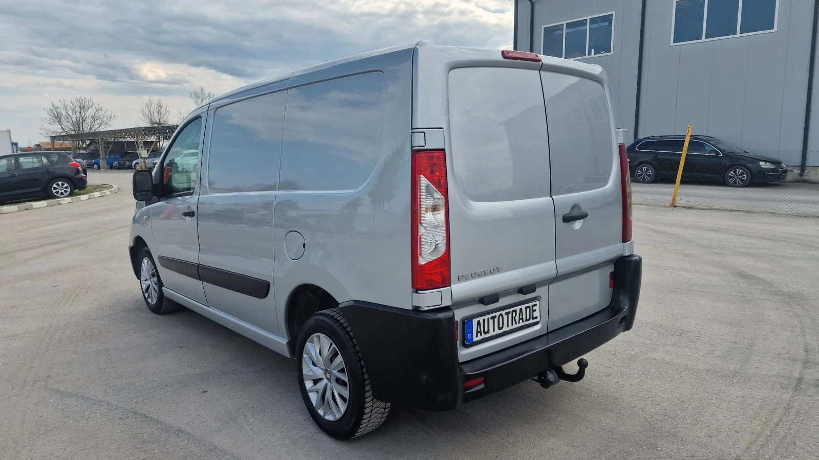 Peugeot Expert 1.6HDI, снимка 7 - Автомобили и джипове - 53984929