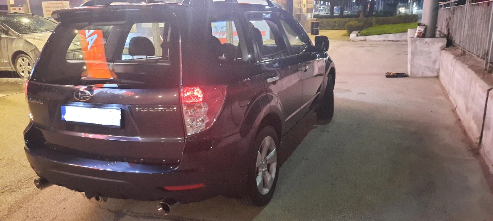 Subaru Forester Turbo 2, 5, снимка 10 - Автомобили и джипове - 54708051