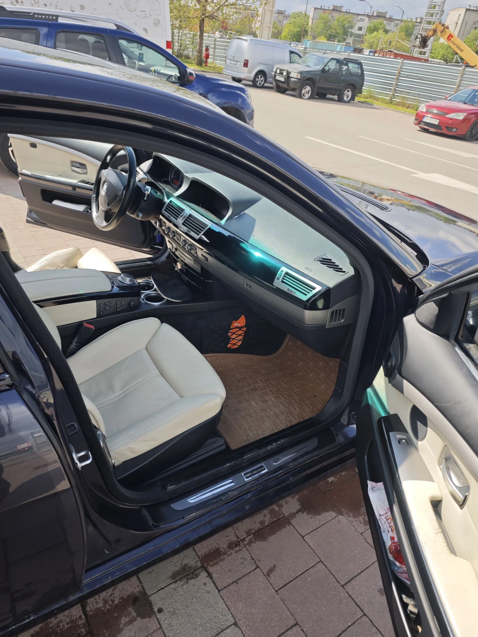 BMW 750 Individual Shadow line , снимка 6 - Автомобили и джипове - 54396122