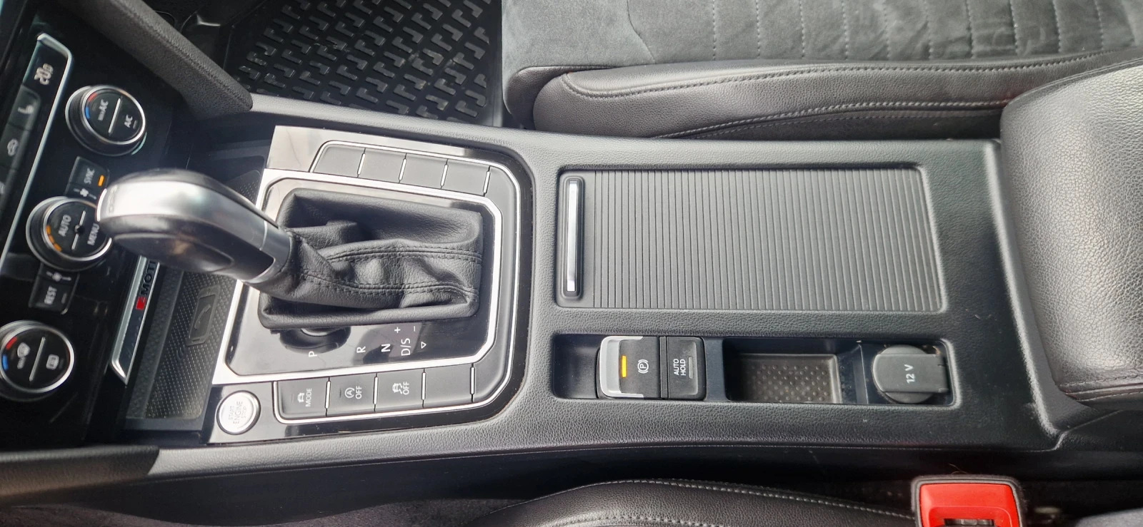 VW Passat BITDI/4?4, снимка 9 - Автомобили и джипове - 54574759